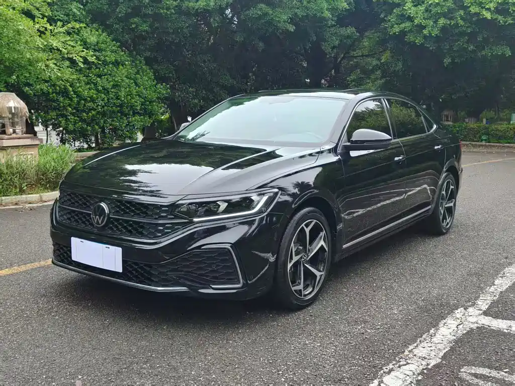Volkswagen Passat — фото 3