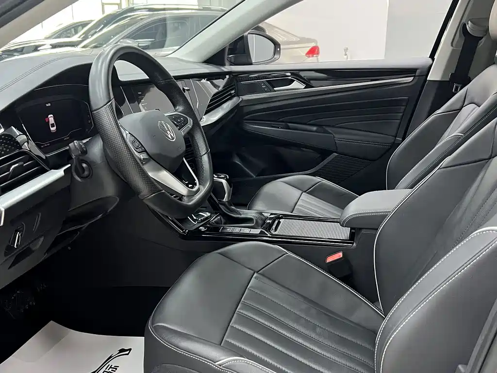 Volkswagen Passat — фото 8