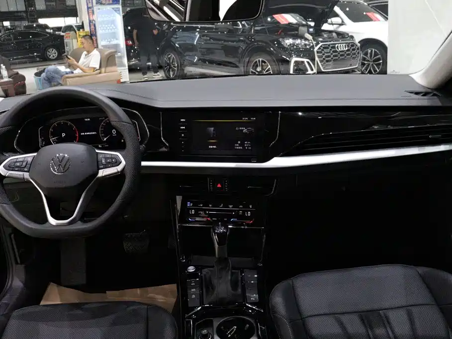 Volkswagen Passat — фото 9