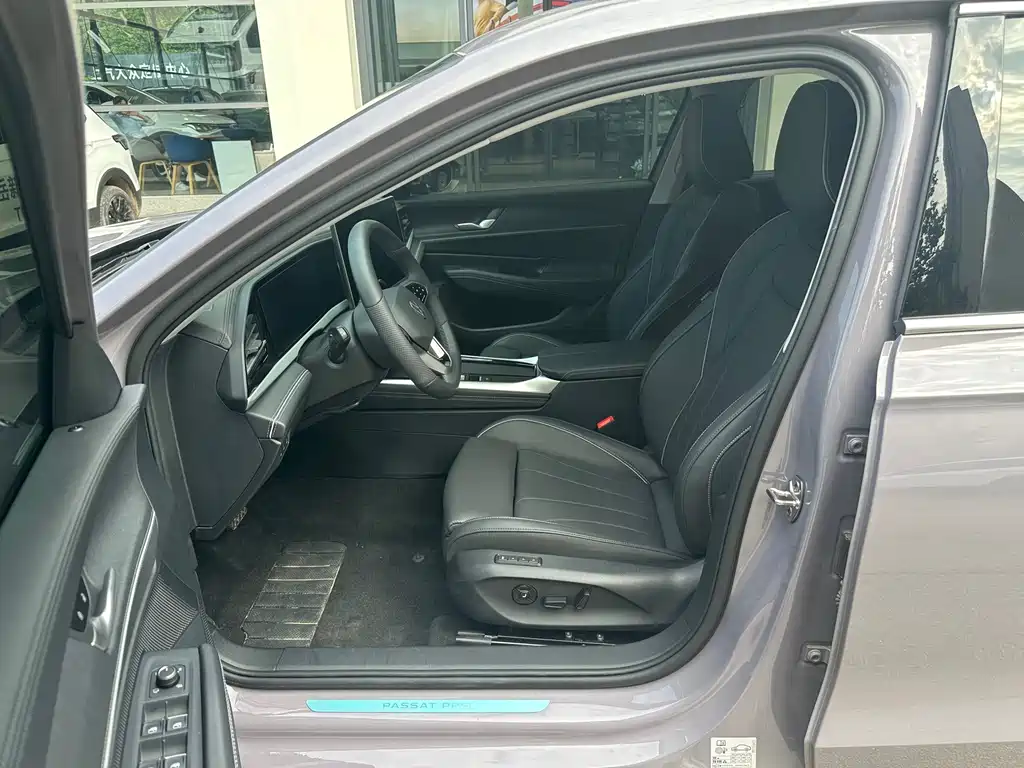 Volkswagen Passat — фото 9
