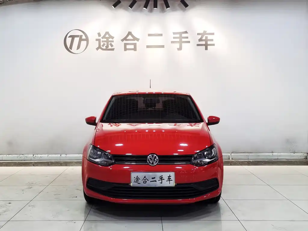 Volkswagen Polo — фото 4