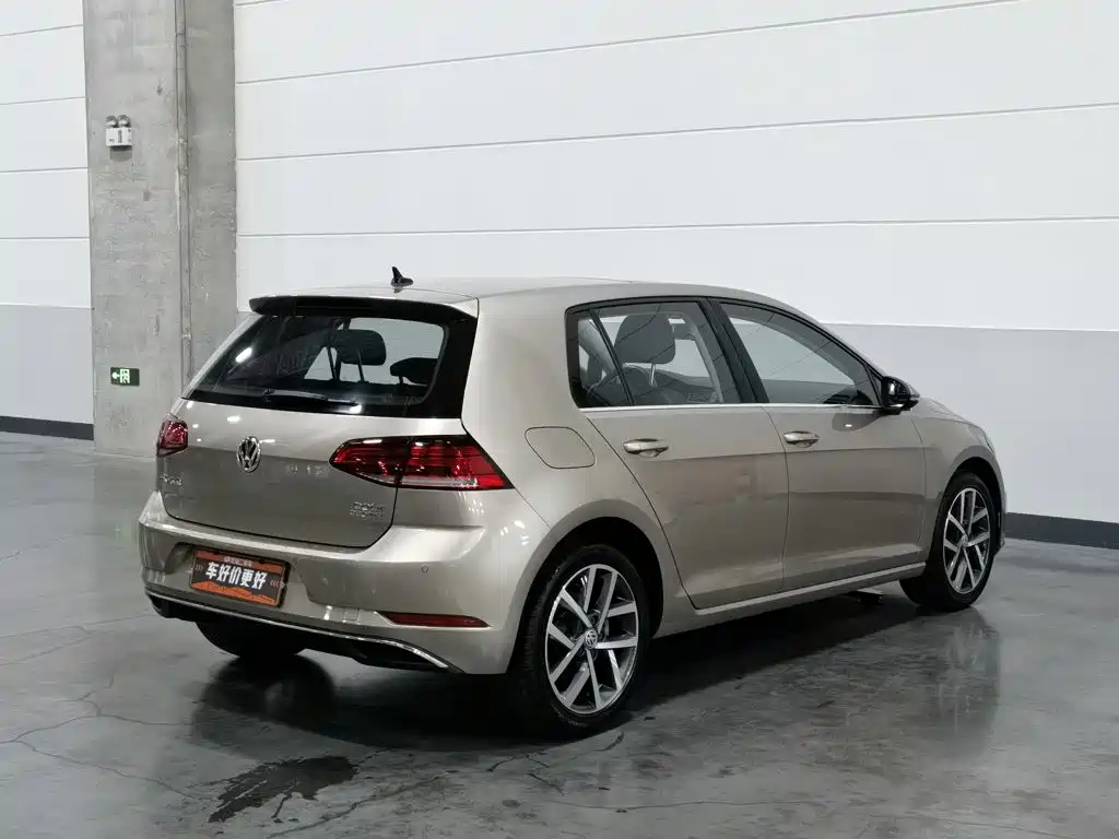 Volkswagen Golf — фото 2