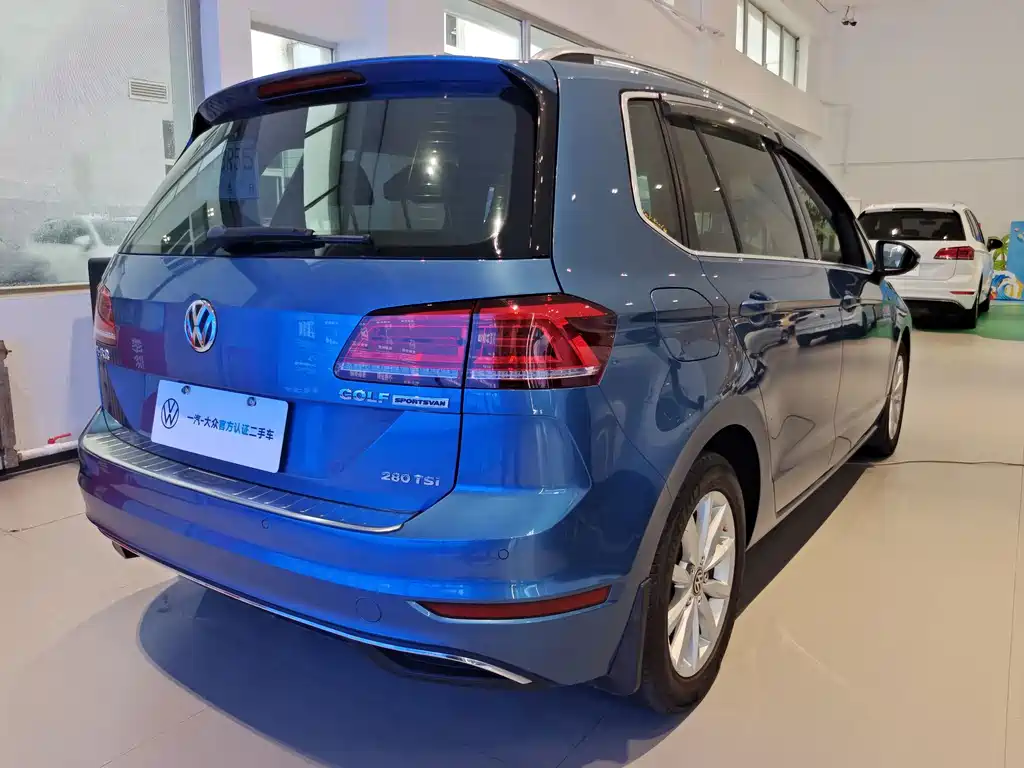 Volkswagen Golf Sportsvan — фото 3