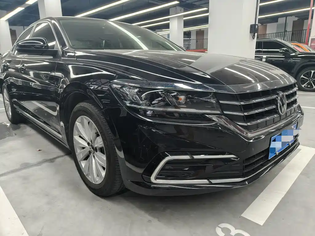 Volkswagen Passat — фото 3