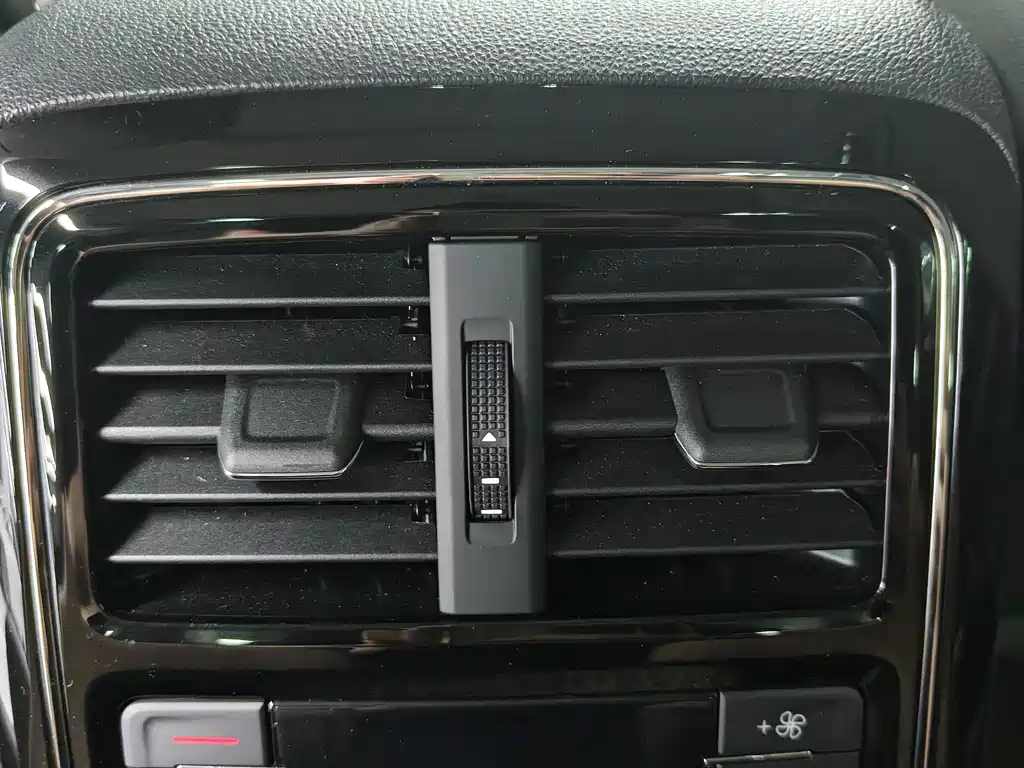Volkswagen Passat — фото 8