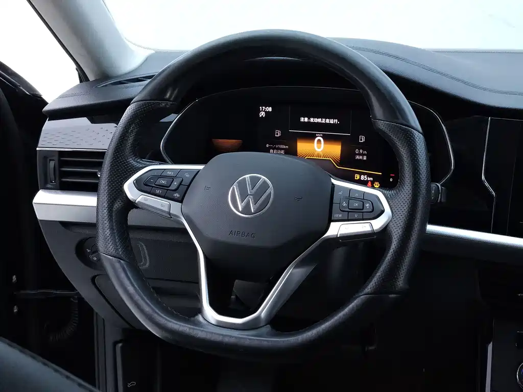 Volkswagen Passat — фото 11