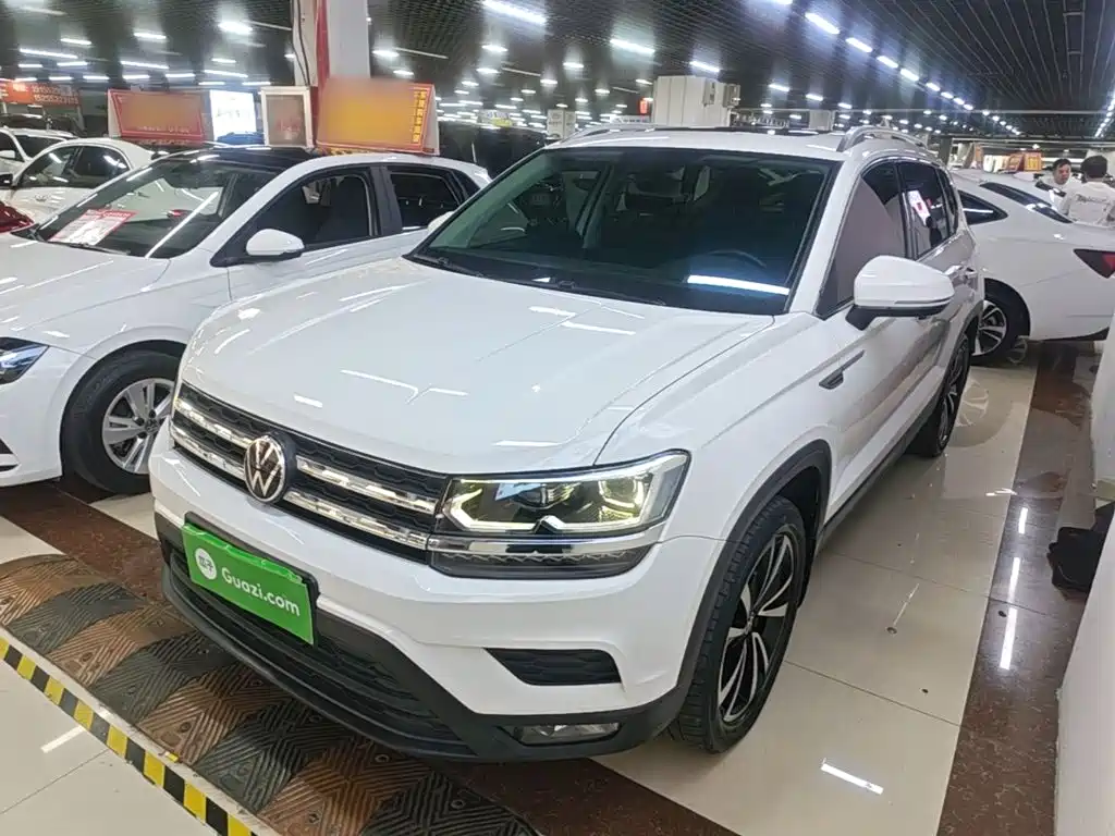 Volkswagen Tharu — фото 2