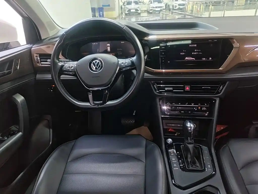 Volkswagen Tharu — фото 13