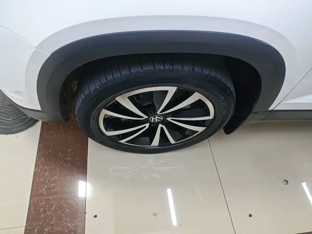 Volkswagen Tharu — фото 23