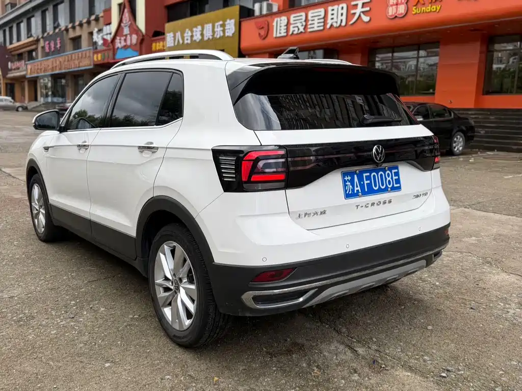 Volkswagen T-Cross — фото 4