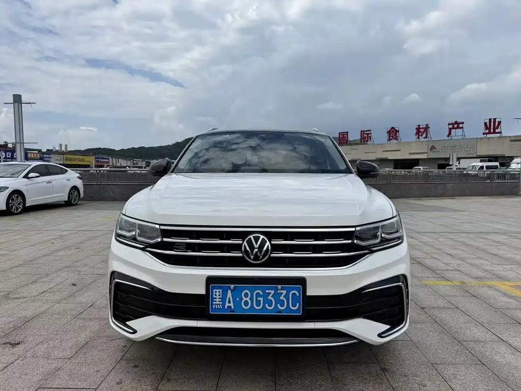 Volkswagen Tiguan X — фото 2