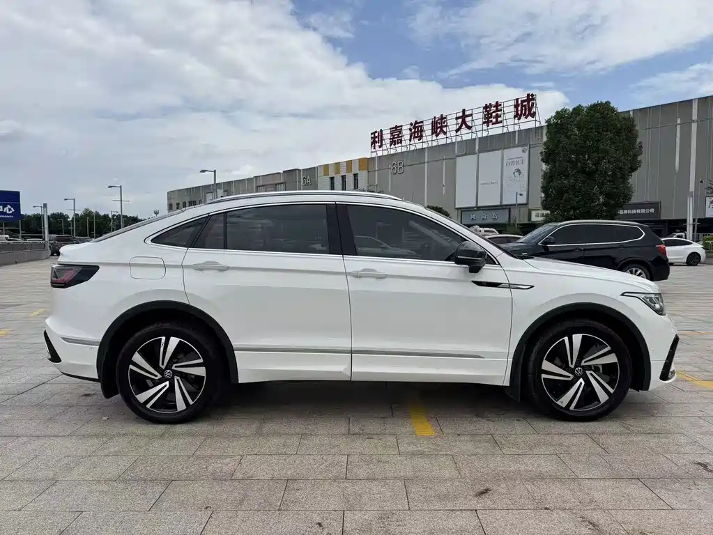 Volkswagen Tiguan X — фото 8