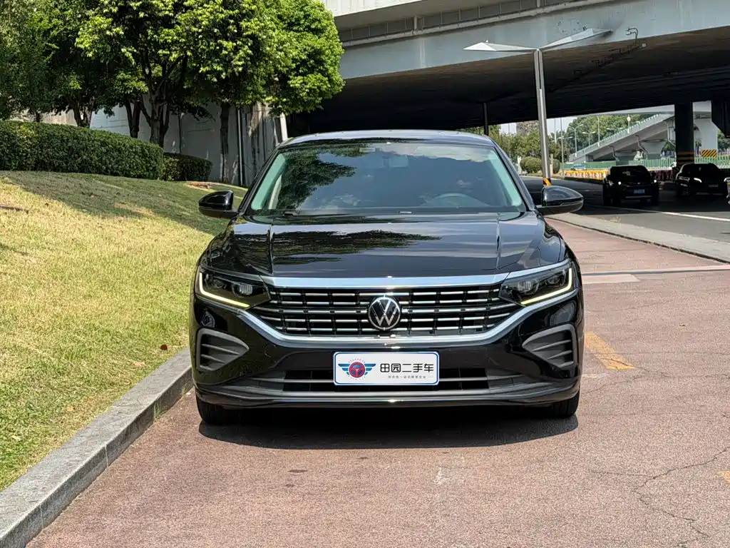 Volkswagen Passat — фото 2