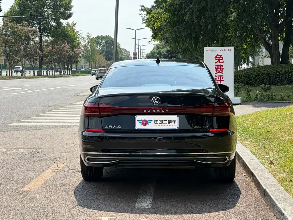 Volkswagen Passat — фото 5