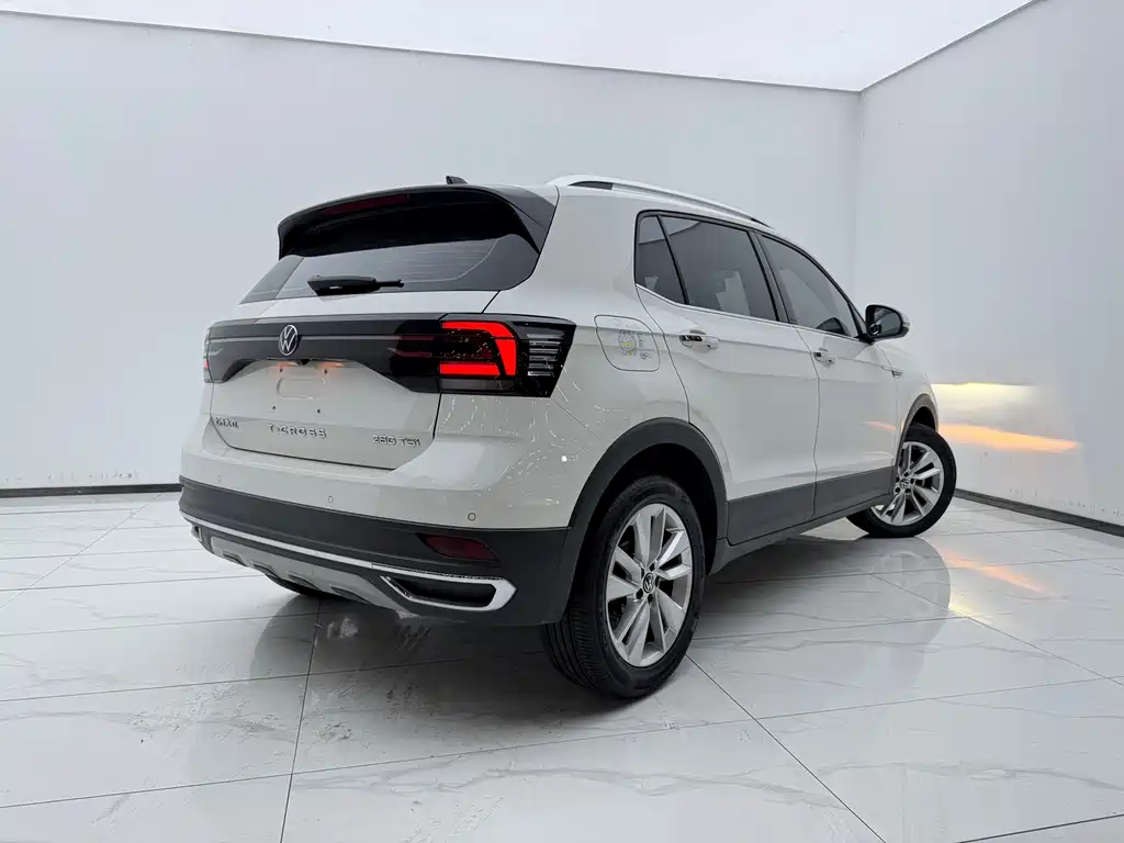 Volkswagen T-Cross — фото 4