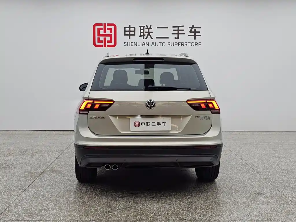Volkswagen Tiguan L — фото 2