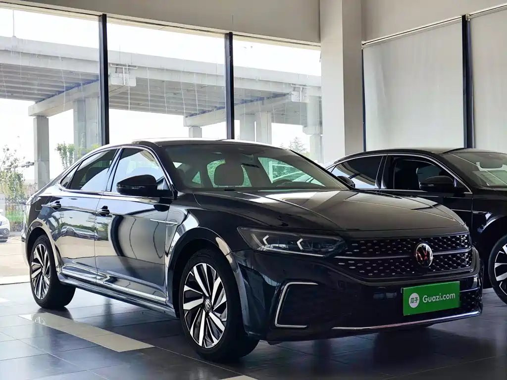 Volkswagen Passat — фото 4