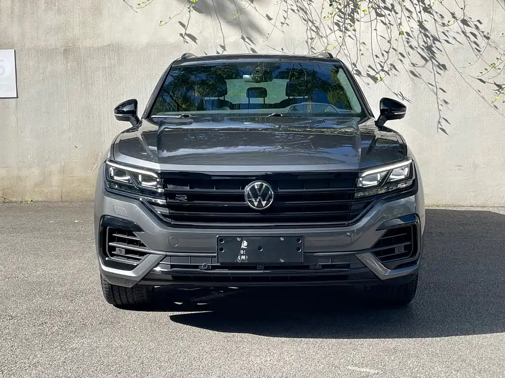 Volkswagen Touareg — фото 2
