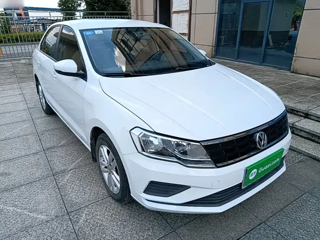 Volkswagen Jetta — фото 4