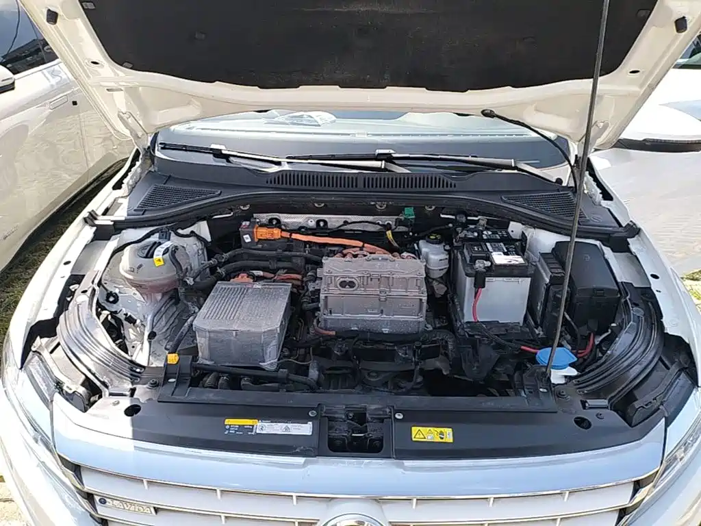 Volkswagen Lavida Pure Electric — фото 20