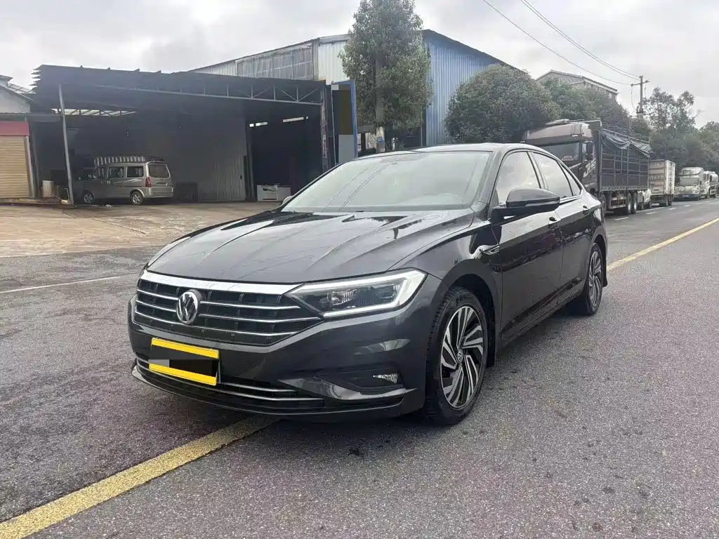 Volkswagen Sagitar
