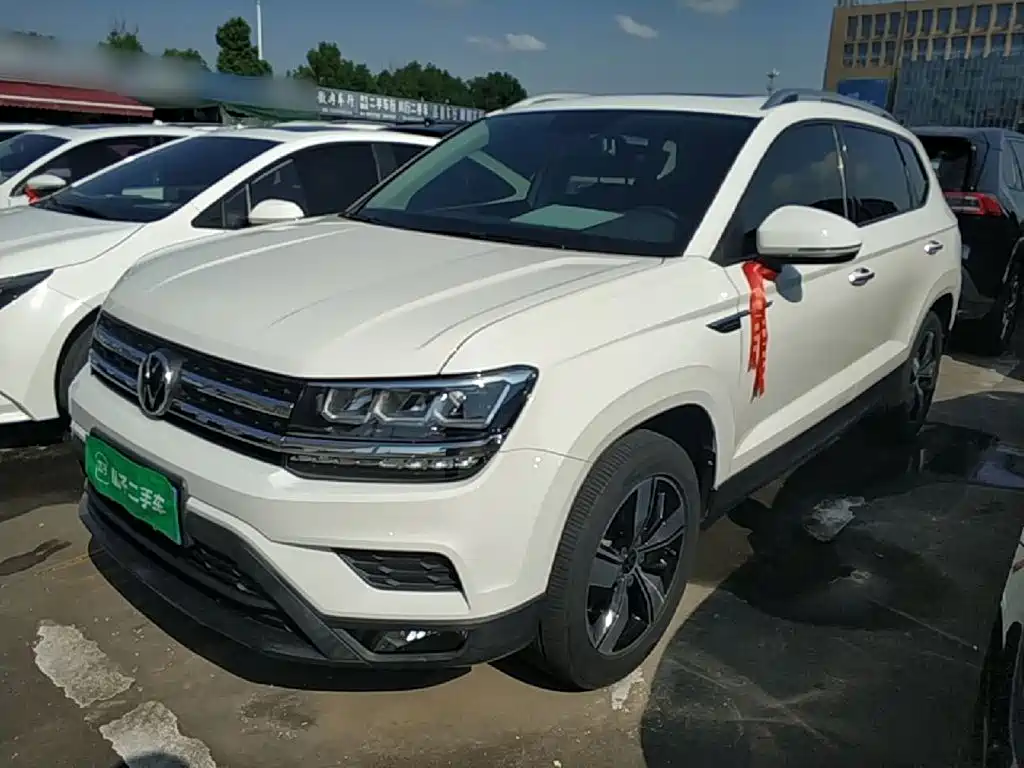 Volkswagen Tharu — фото 2