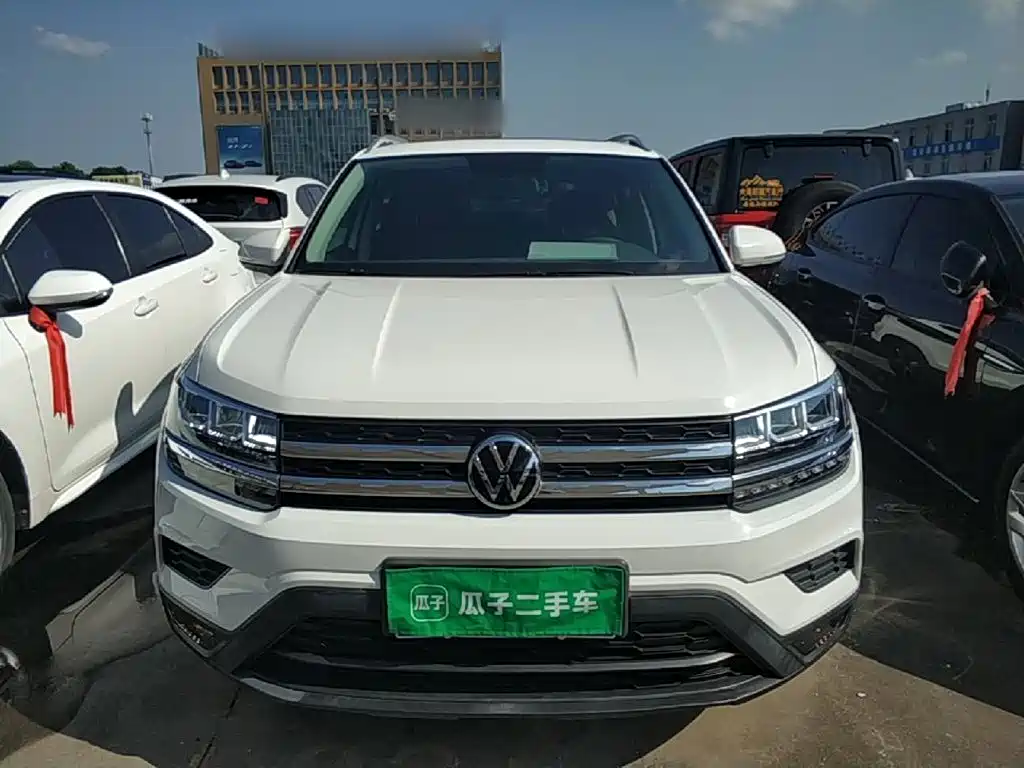 Volkswagen Tharu — фото 3