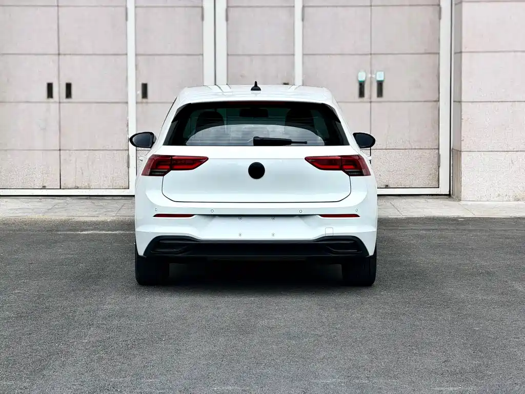 Volkswagen Golf — фото 5