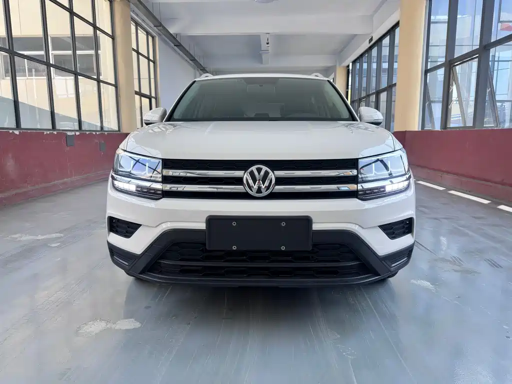 Volkswagen Tharu — фото 2