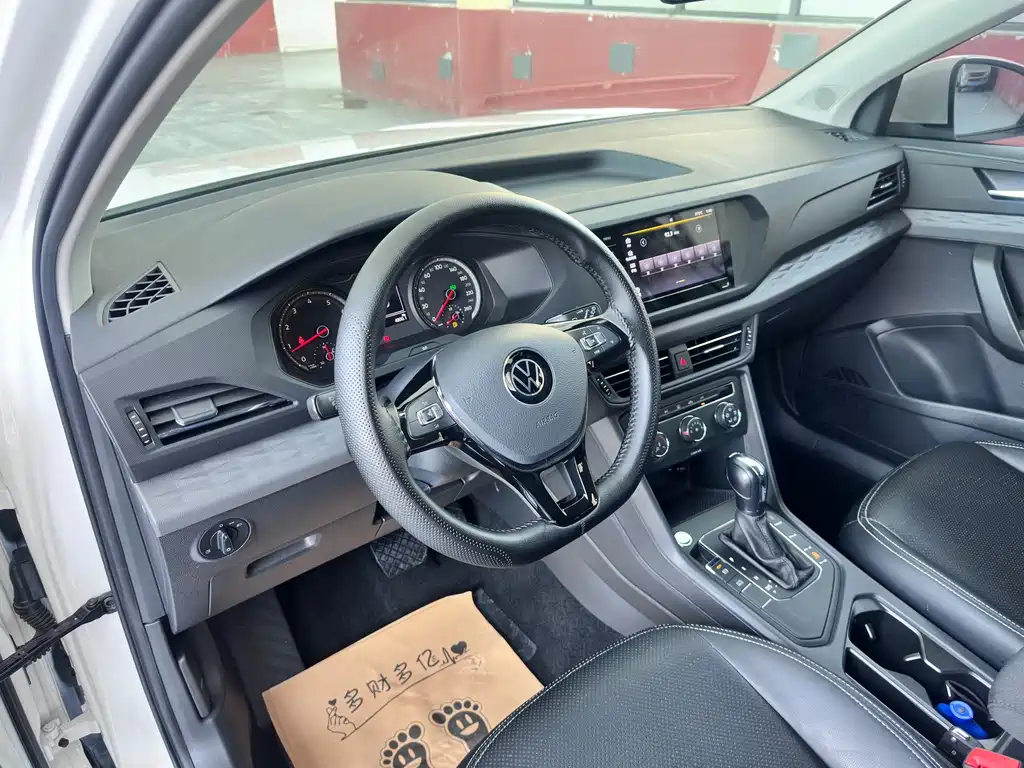 Volkswagen Tharu — фото 7