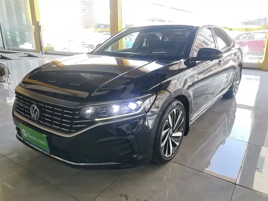 Volkswagen Passat — фото 2