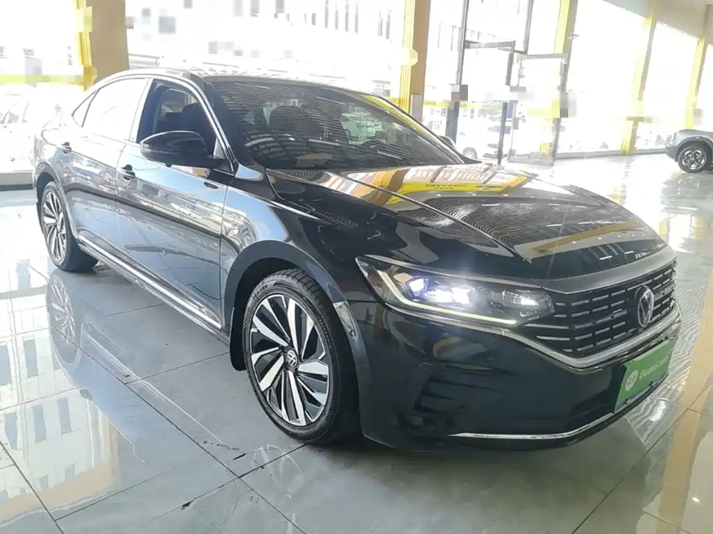 Volkswagen Passat — фото 4