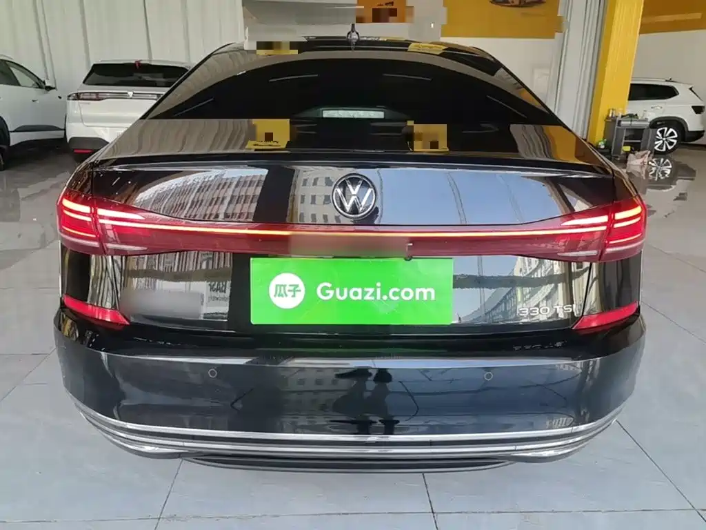 Volkswagen Passat — фото 6