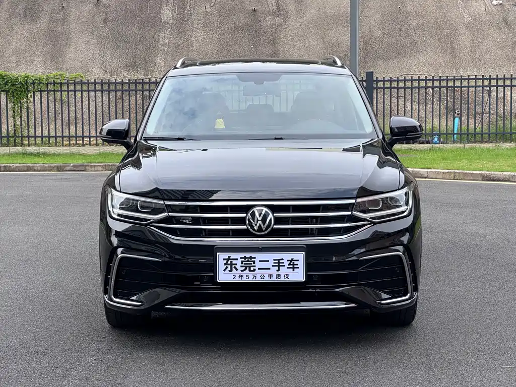 Volkswagen Tiguan L — фото 3