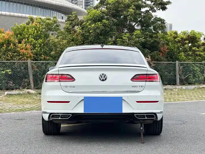 Volkswagen CC — фото 4