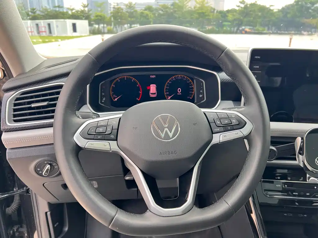 Volkswagen Tayron — фото 14