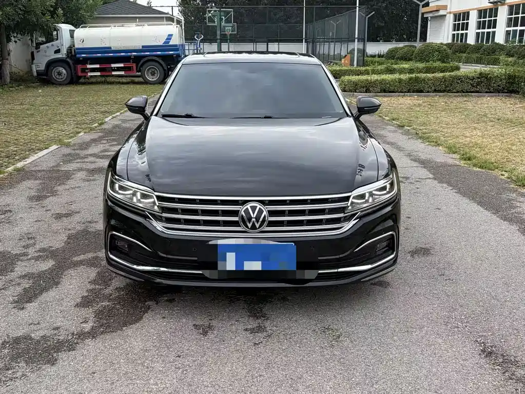 Volkswagen Phideon — фото 2