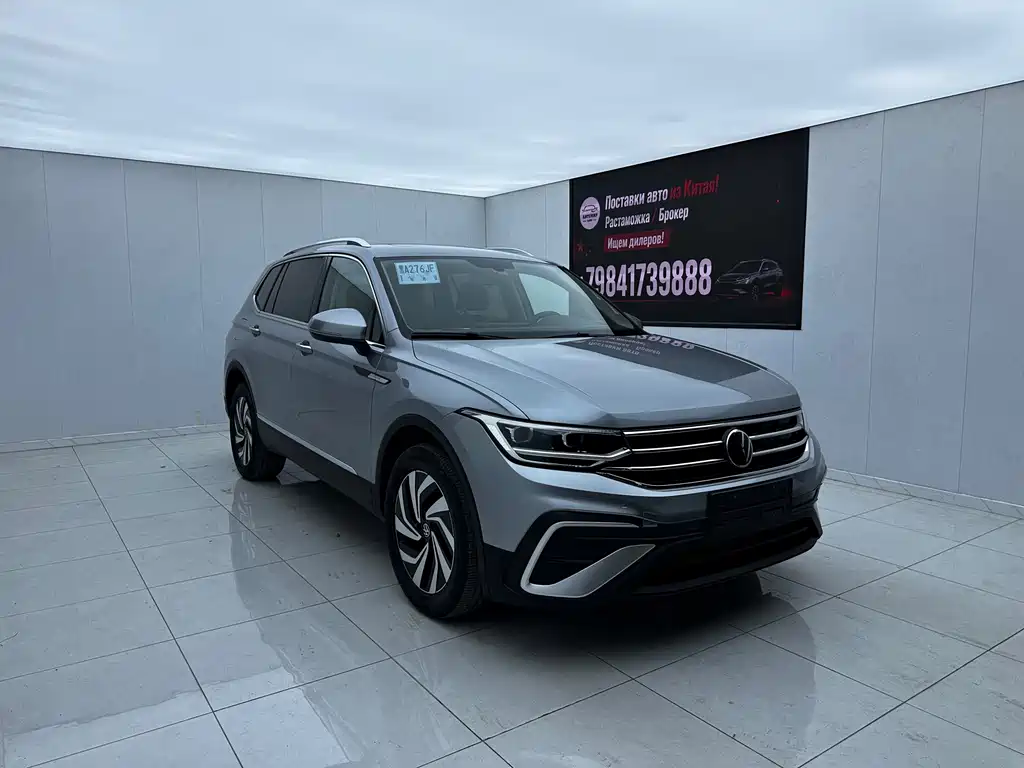 Volkswagen Tiguan L — фото 2