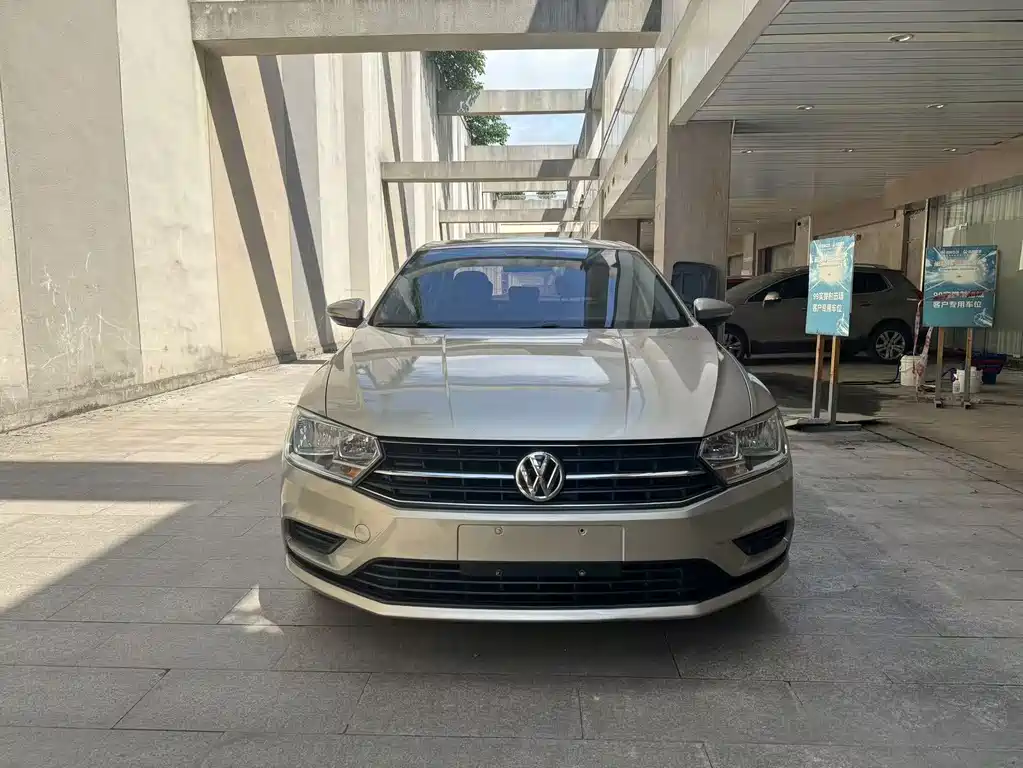 Volkswagen Bora — фото 4