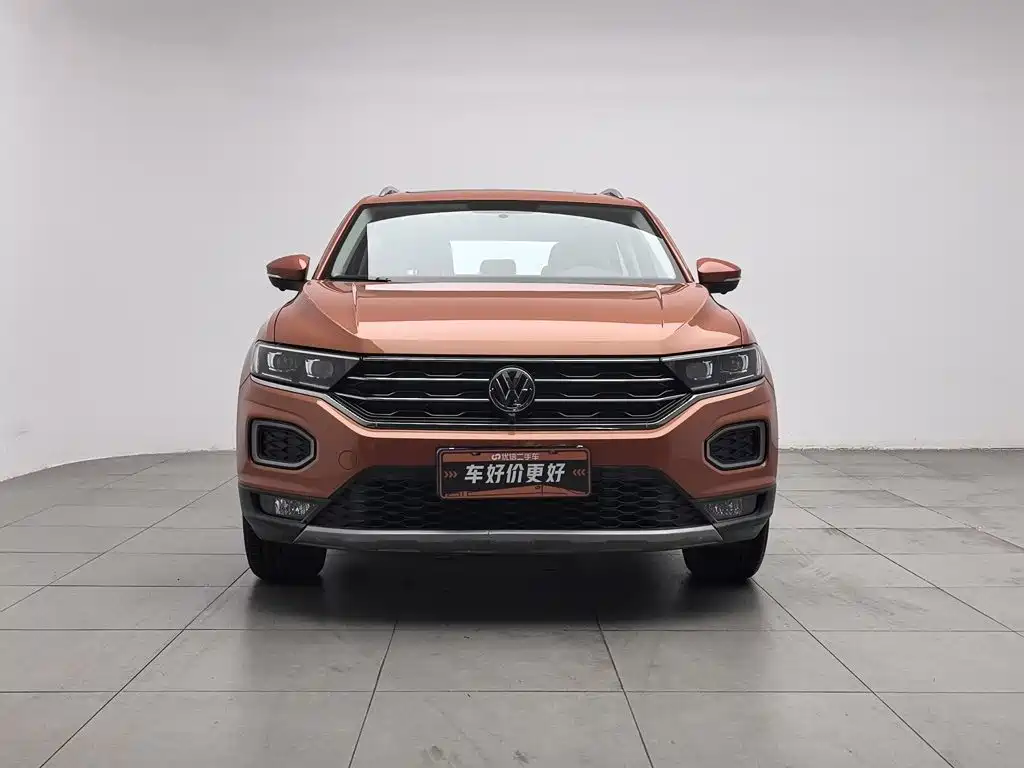 Volkswagen T-Roc — фото 3