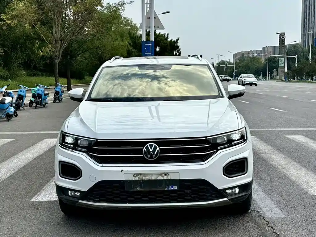 Volkswagen T-Roc — фото 2