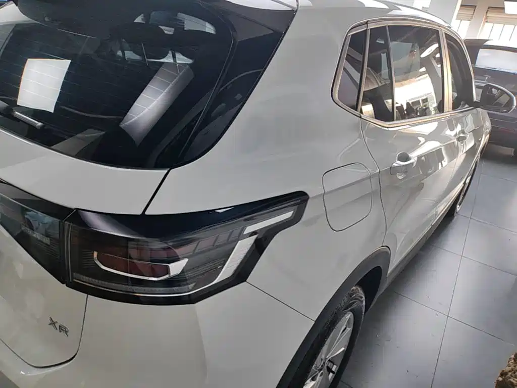 Volkswagen Tharu — фото 7