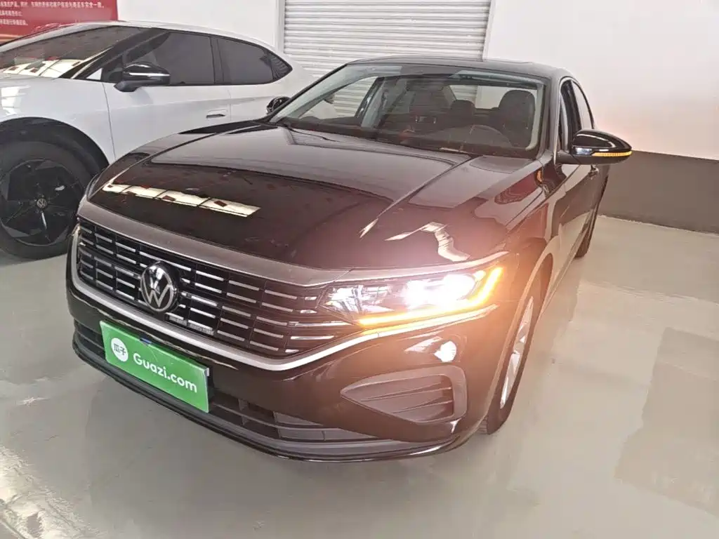 Volkswagen Passat — фото 2