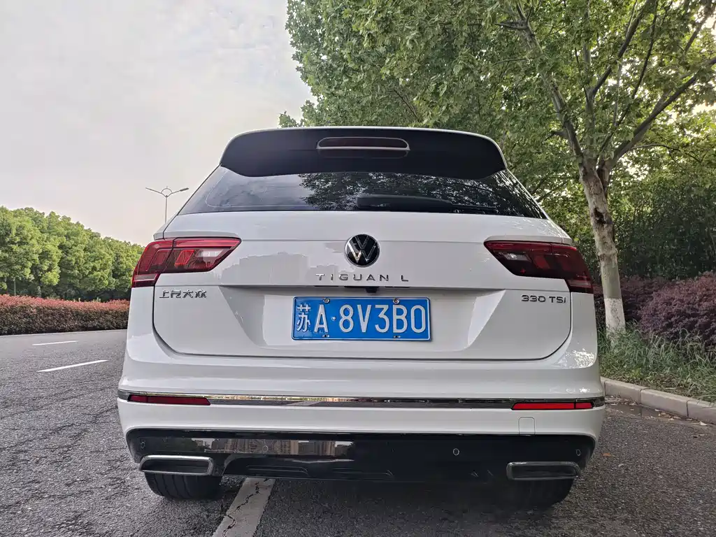 Volkswagen Tiguan L — фото 5