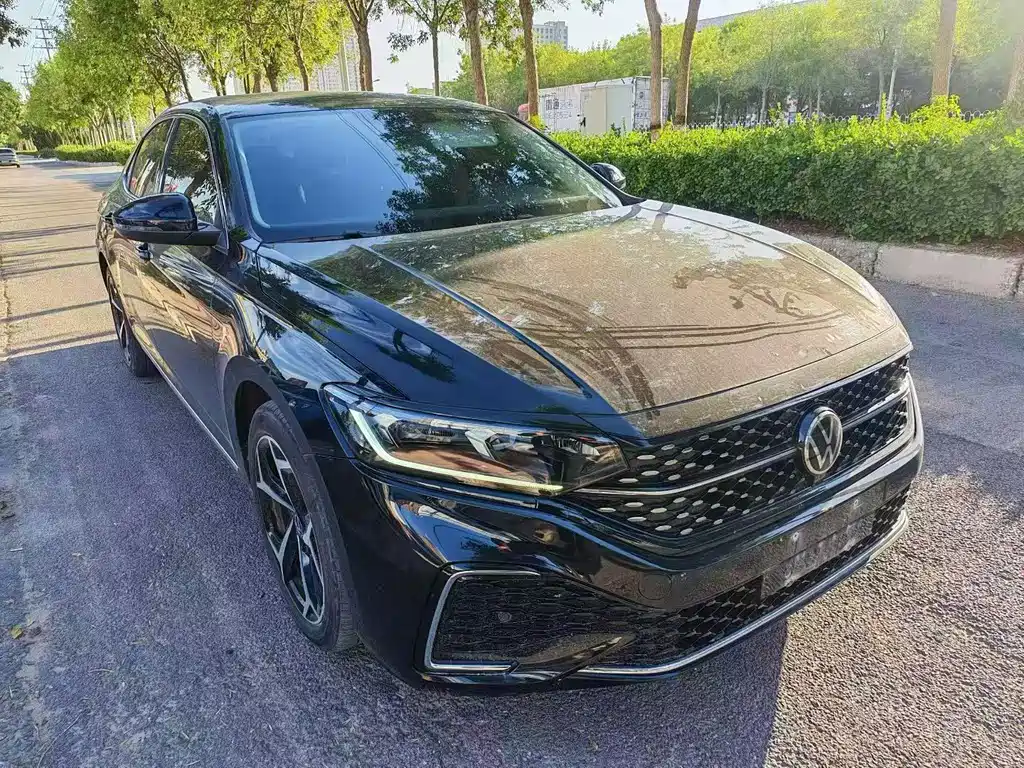 Volkswagen Passat — фото 3