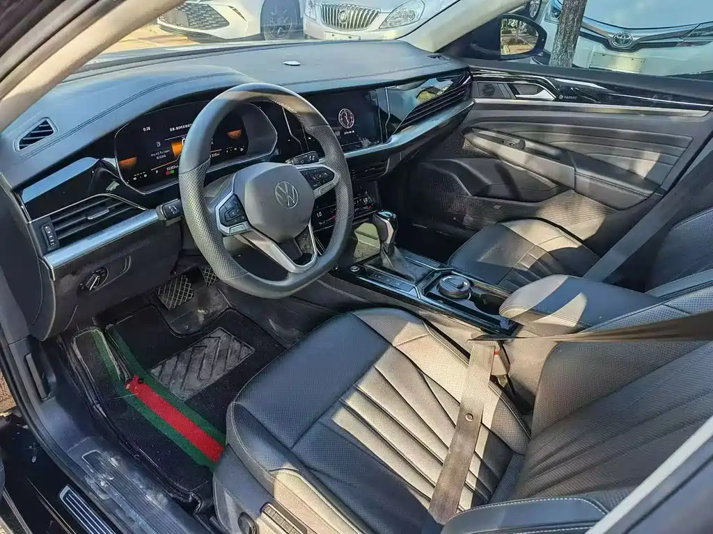 Volkswagen Passat — фото 4