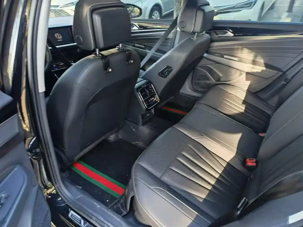 Volkswagen Passat — фото 5