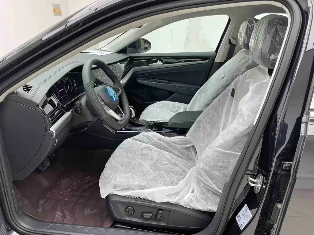 Volkswagen Passat — фото 7