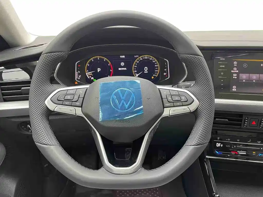 Volkswagen Passat — фото 9