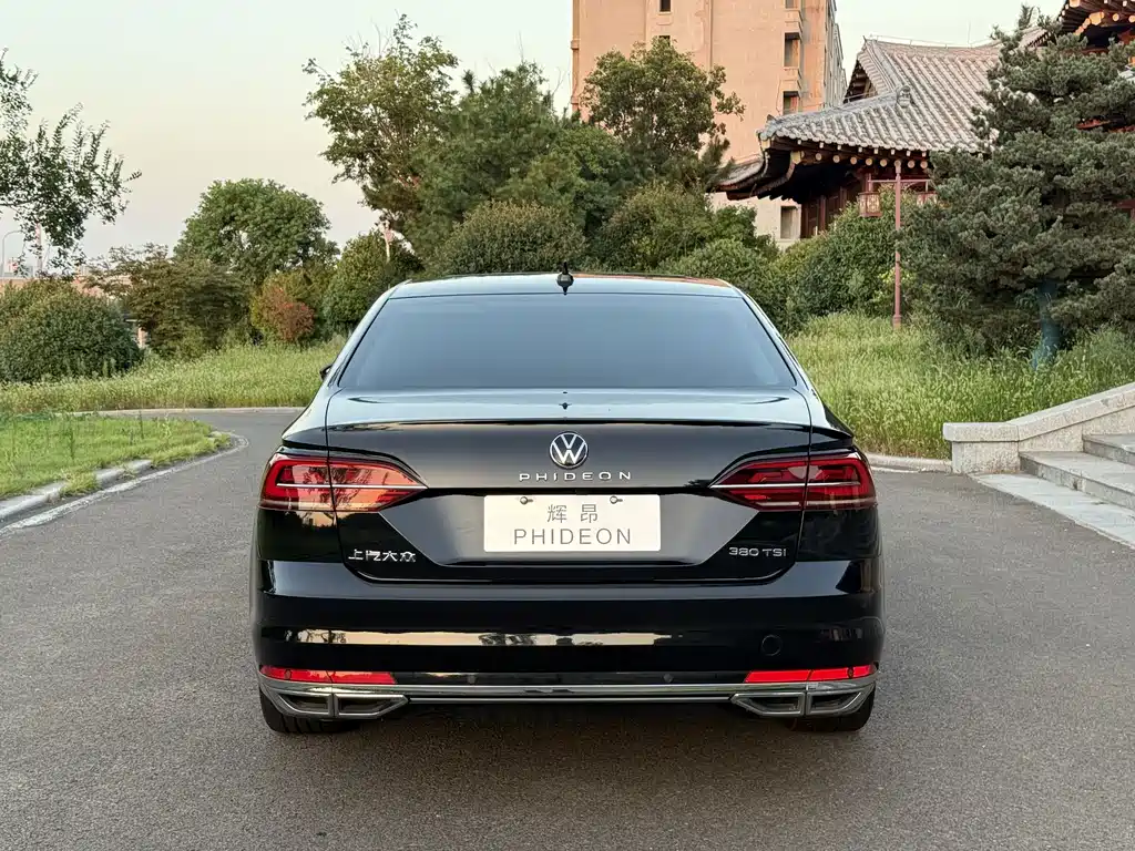 Volkswagen Phideon — фото 5